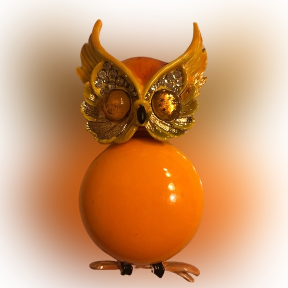 Jewelry - 1960’s Vintage Orange & Gold Horned Owl Pin/Brooch